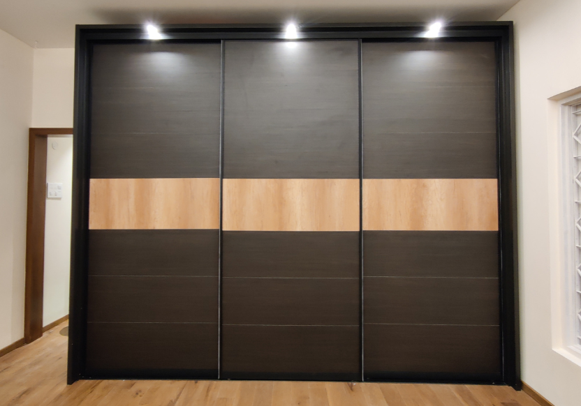 Sliding Door Wardrobe